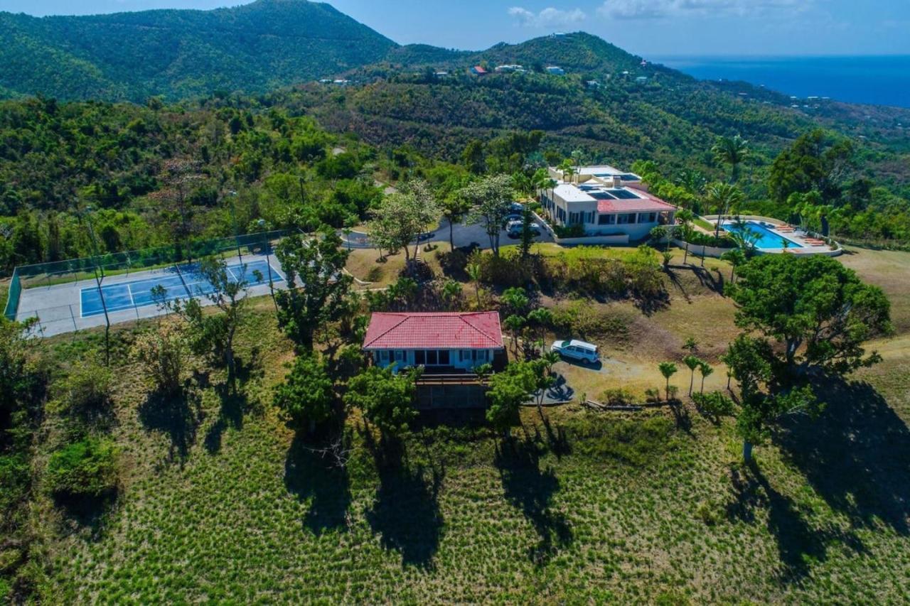 クリスチャンステッド Betsy Jewel Caribbean Retreatヴィラ エクステリア 写真